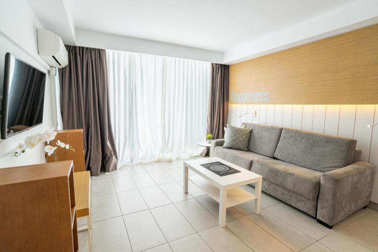 Apartamentos Vacacionales Broncemar San Bartolomé Ngoại thất bức ảnh
